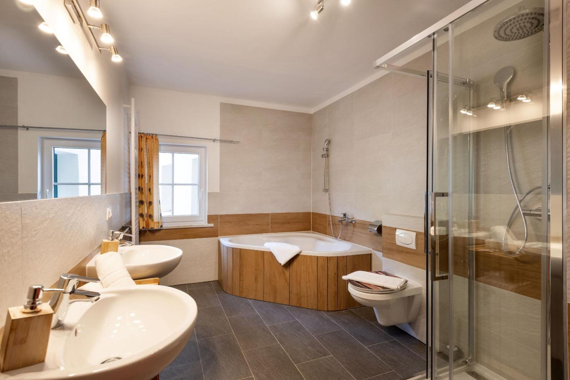 Alpenlodge, Ferienwohnung 8 Thiersee Kültér fotó